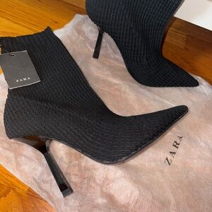 NWT Zara sock bootie
